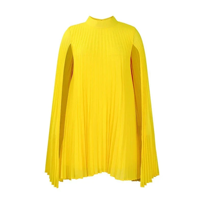 Zelinda Barchetti™ Elegancka sukienka plisowana z peleryną dla prostej elegancji
